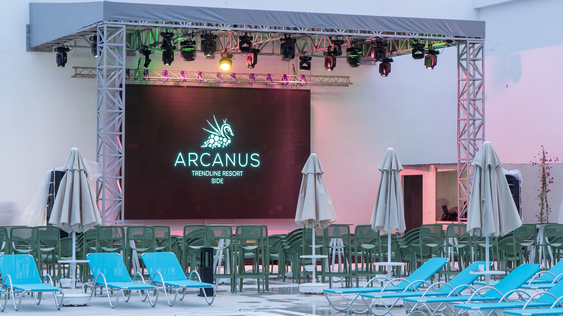 Arcanus Trendline Resort Side