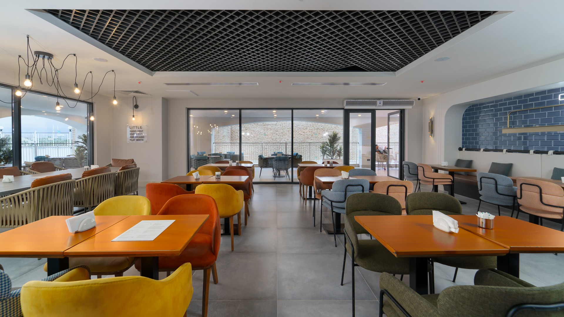 Arcanus Hotels Trendline Side